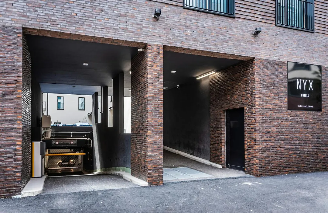 Nyx Hotel Hamburg By Leonardo Hotels-1